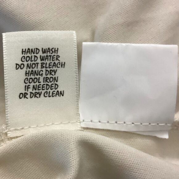 Adiva Scalloped Lace Top Short Sleeve in Ivory 1X - Picture 8 of 8